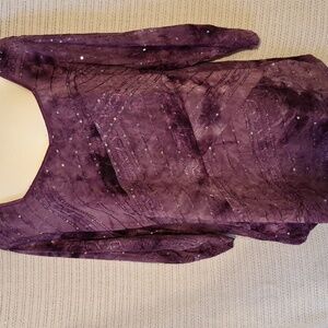 2 womens size xl shirts